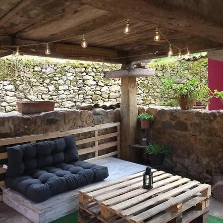 Casa Munia * Mestas De Con
